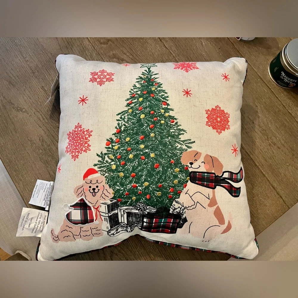 NWT! Embroidered Decorative Christmas Pillow!
